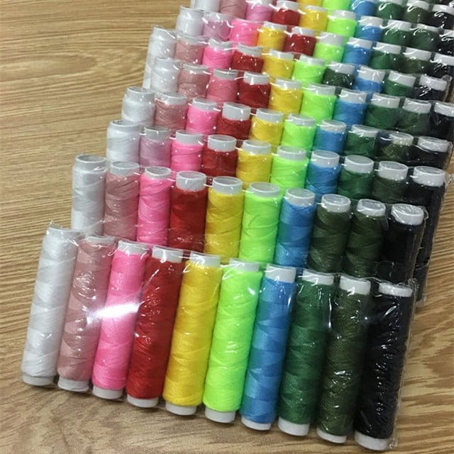 Hilo de poliéster 402, hilo de coser hecho a mano para el hogar, eje pequeño, tamaño 50, línea de placa de color 10, línea de color fijo