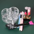 thumbnail image 4 of Pequeño organizador acrílico YONGSHENG almacenamiento de cosméticos para tocador soporte de exhibición de brillo de labios en forma de corazón, 4 of 5