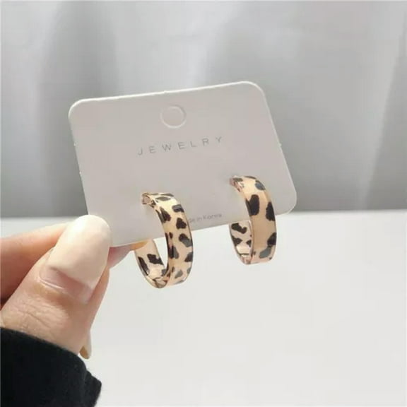 K-KED Women Fashion Delicate Jewelry Leopard Pattern Acrylic Geometric Hoop Earrings