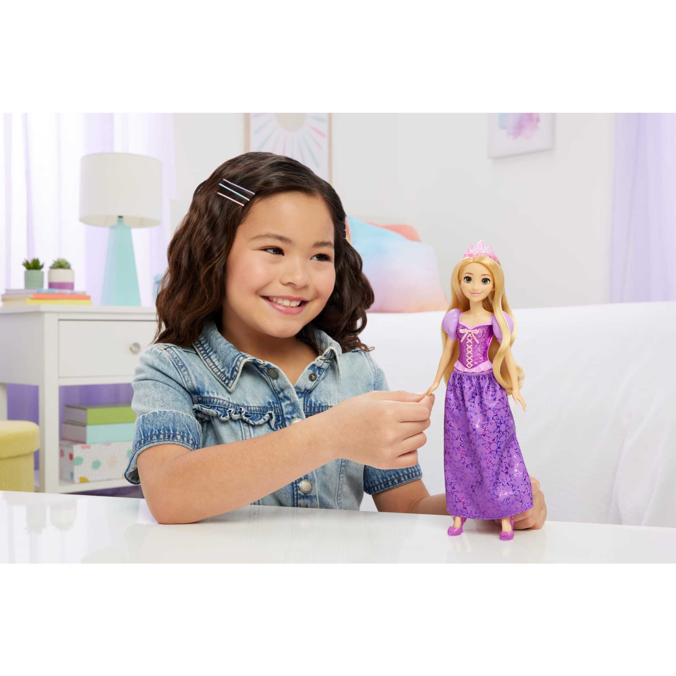 Disney Princess Rapunzel Fashion Doll With Blonde Hair & Tiara photo 2