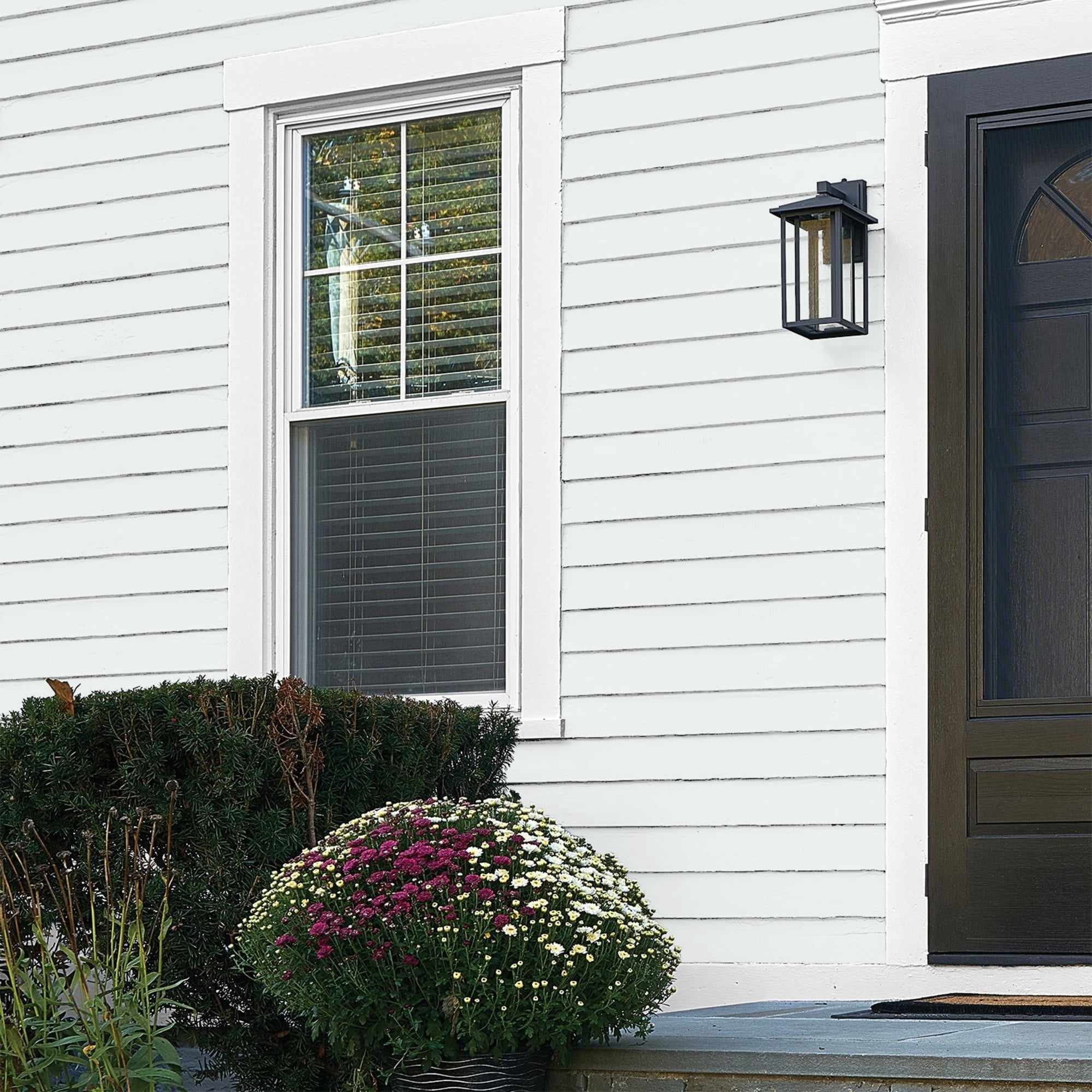 Glidden One Coat Moonlit Snow / Gray Flat Exterior Paint with Primer, 1 Gallon