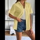 thumbnail image 5 of Camisa de Algodón con Botones y Dobladillo Enrollado para Mujer, de Corta, Informal, de Verano, con Cuello en V, para Playa. Amarillo L, 5 of 8