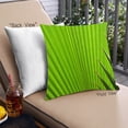 thumbnail image 1 of Ahgly Company Color Focus Green Coussin Décoratif d'Extérieur, 18 Po X 18 Po, 1 of 6