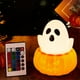 thumbnail image 1 of Lámpara decorativa de Halloween con forma de calabaza y fantasma, carga USB, luz nocturna de silicona con sensor de movimiento y control remoto, atenuación, colores cambiantes, ambiente cambiante., 1 of 6