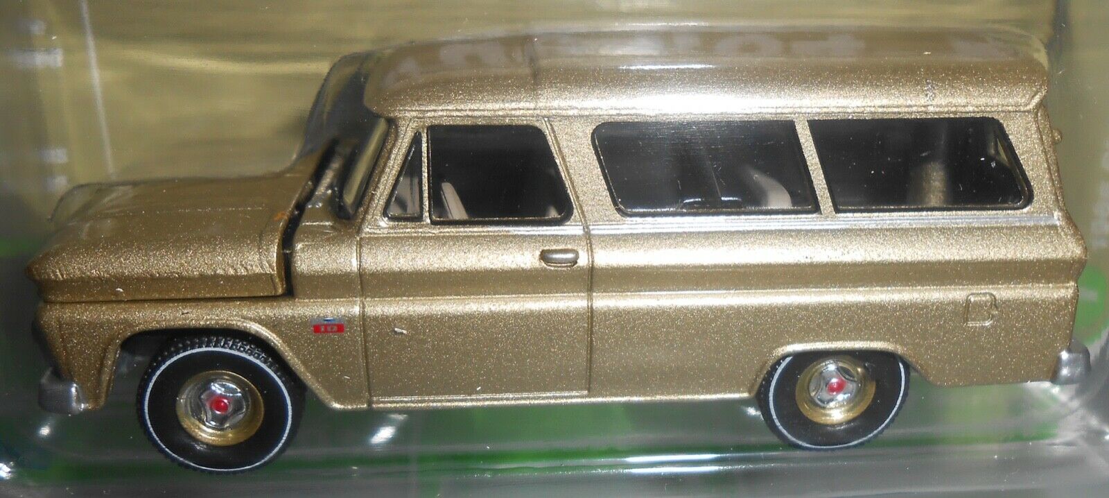 AUTO WORLD 1966 Chevy Suburban Gold Muscle Trucks New 2021