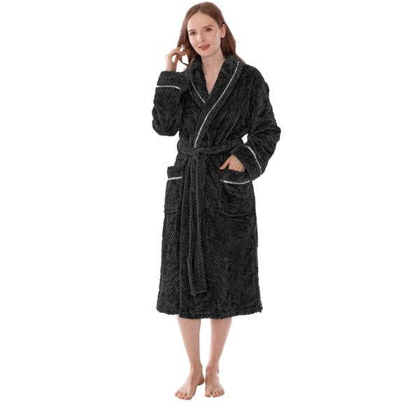 PAVILIA Plush Robe for Women, Soft Fleece Long Spa Robe, Ladies Bathrobe with Pockets, Warm Fuzzy Housecoat, Black, S/M