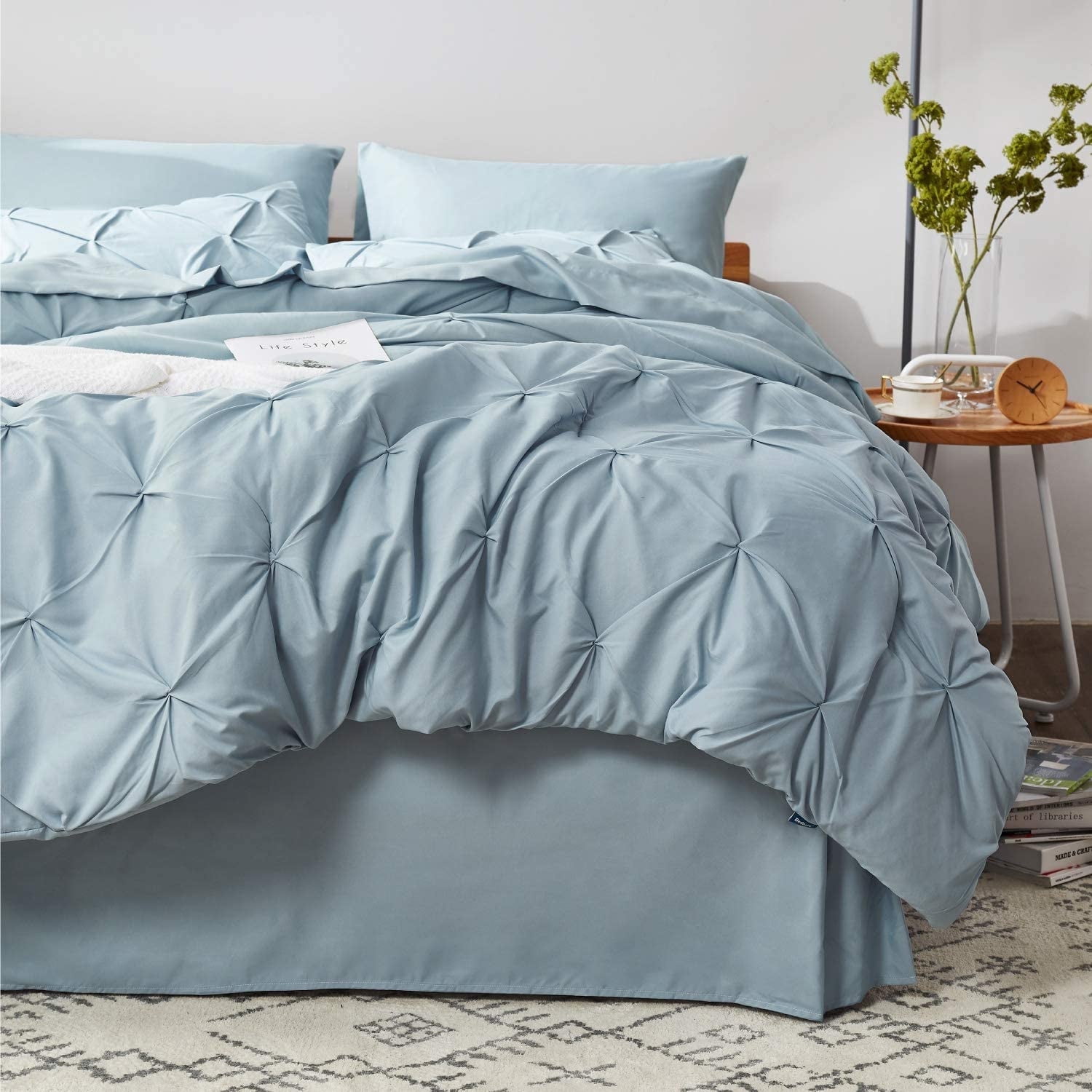 Cozy Comfort Light Blue Queen Comforter Set - 7 Pieces Bedding Set with Comforters, Sheets, Pillowcases & Shams