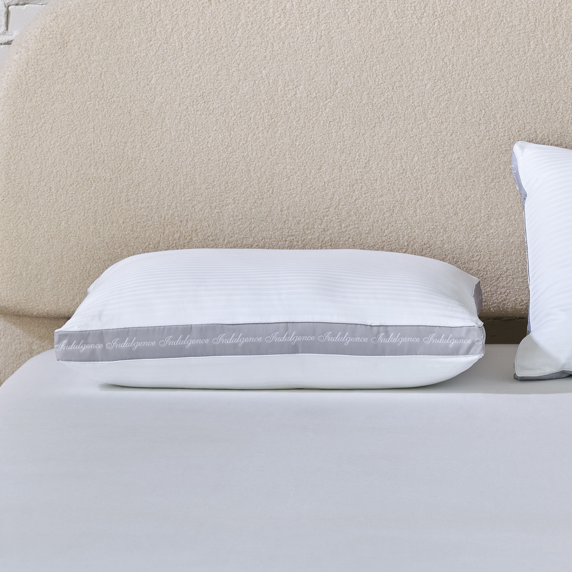 Indulgence Down Alternative Side Sleeper Pillow, Standard/Queen