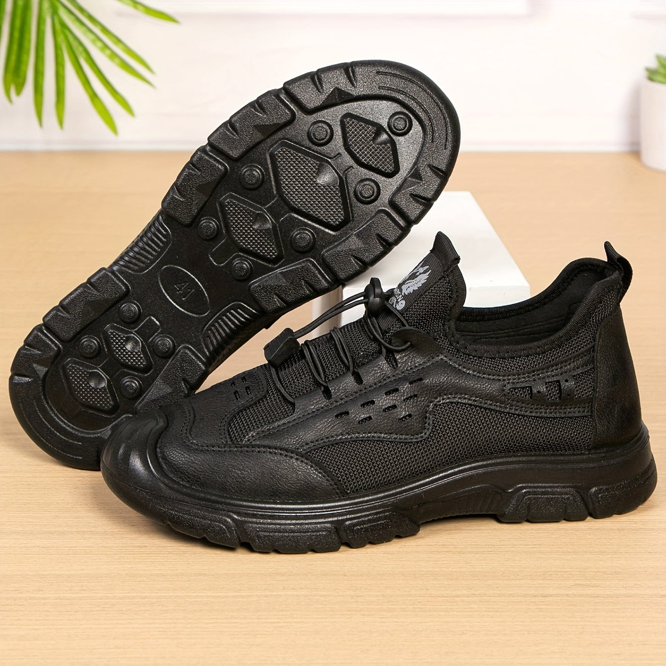 Old Beijing Cloth Shoes for Men, New Style Men's Outdoor Hiking Shoes, with Toe Cap and Anti-Slip Sole, Dad Shoes Breathable Sports Casual Shoes