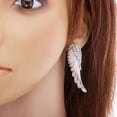 thumbnail image 2 of Aretes de mujer con colgantes en apariencia de ángel en cristal brillante, 2 of 9