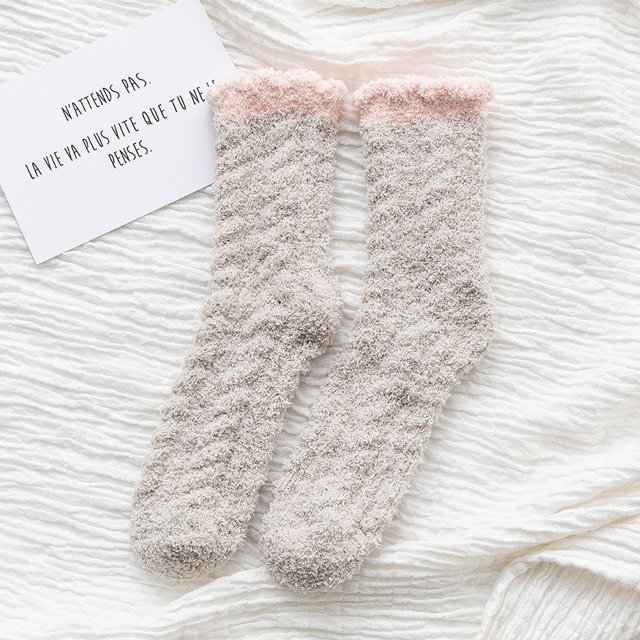 Calcetines de terciopelo coral para mujer, otoño e invierno, calcetines de terciopelo grueso con torsión media, calcetines de felpa para dormir para adultos en casa