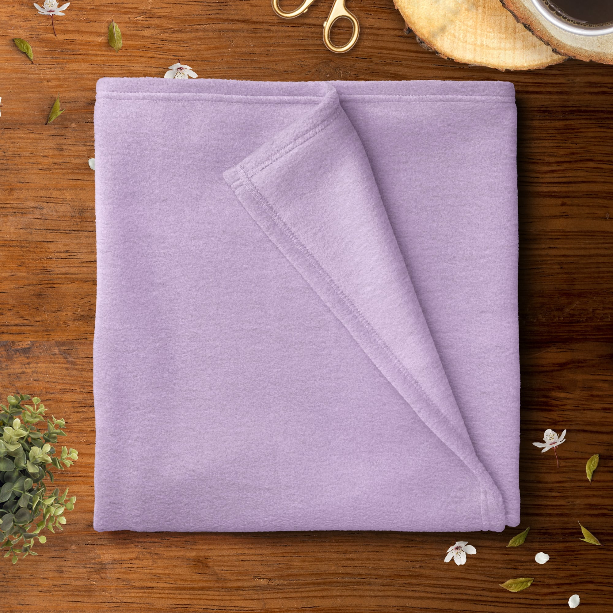 Mainstays Lux Anti-pill Fleece Sewing & Craft Fabric, Light Purple, 100% Polyester, Precut 58 in x 1.5 yd