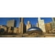sculpture de la Porte des Nuages avec des Bâtiments dans le Fond du Parc du Millénaire Chicago Cuisinier Comté Illinois USA Affiche Imprimée par - 36 x 12 – image 1 sur 1