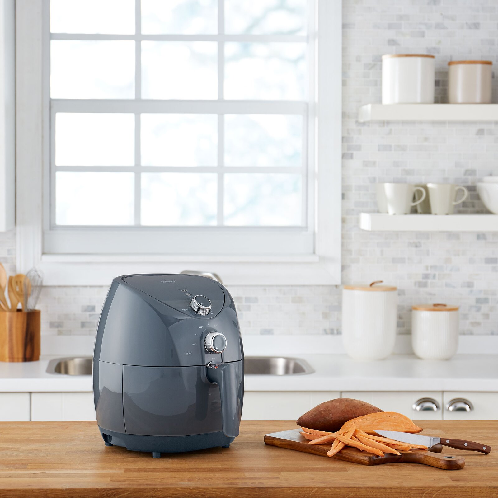 3 Liter Dura Ceramic Air Fryer, This oster air fryer air fries to the