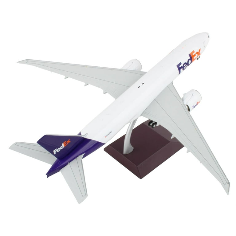 Gemini200 1-200 Scale Fedex Aircraft, MD-11F Reg No.N584FE Gemini200 1-200 Scale Fedex Aircraft, MD-11F Reg No.N584FE