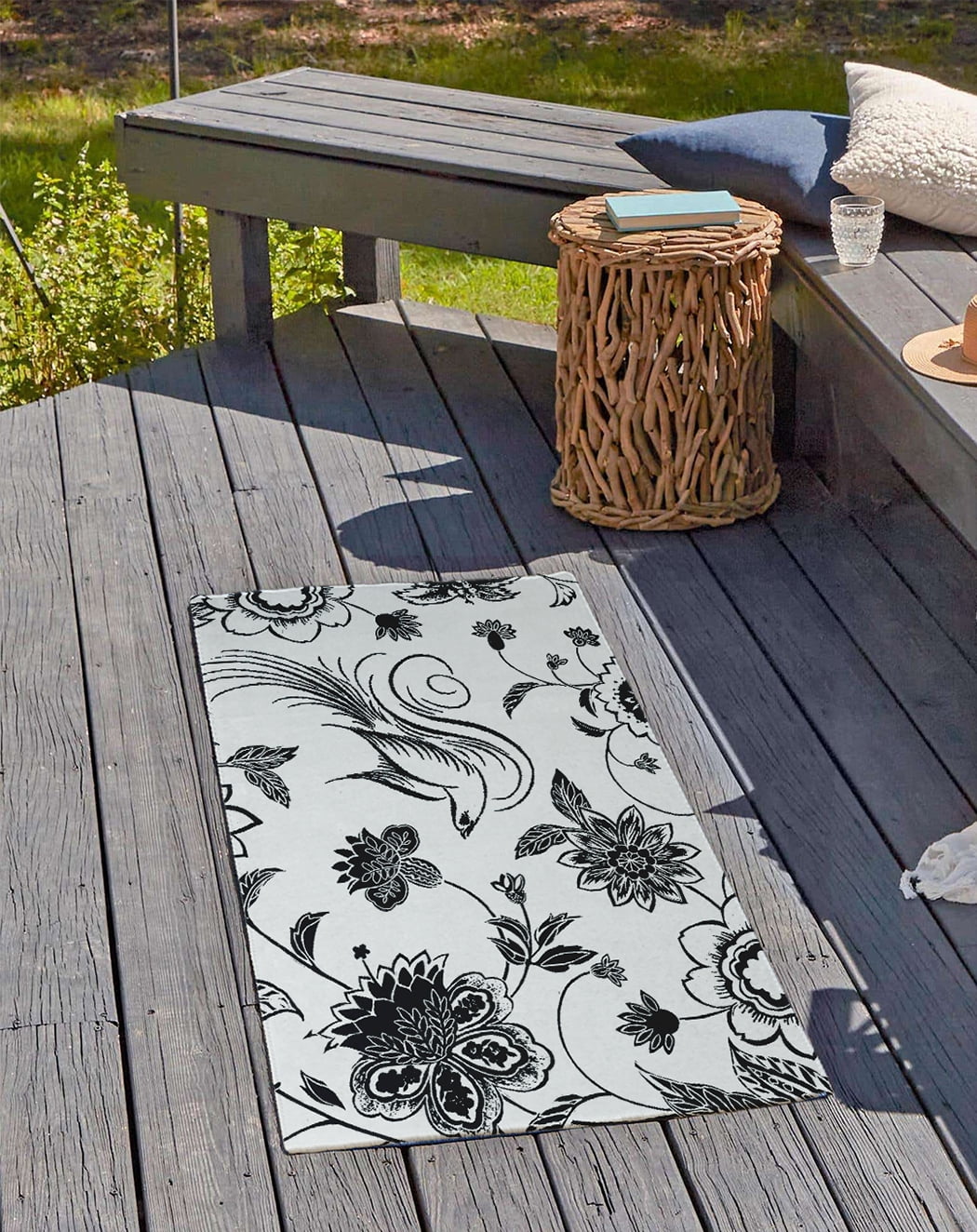 24" 36" Simply Daisy Traditional Bird Floral French Country Chenille Area Rug, Black