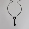 thumbnail image 5 of Collar con colgante de llave negra con animación de fantasía y suspenso de regalo de Halloween europeo y americano, 5 of 5