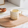 thumbnail image 1 of Elegante juego de tazas de cerámica con temática color crema: paquete de 4, perfecto for el desayuno o for uso en pareja, 400 ml cada una, 1 of 2