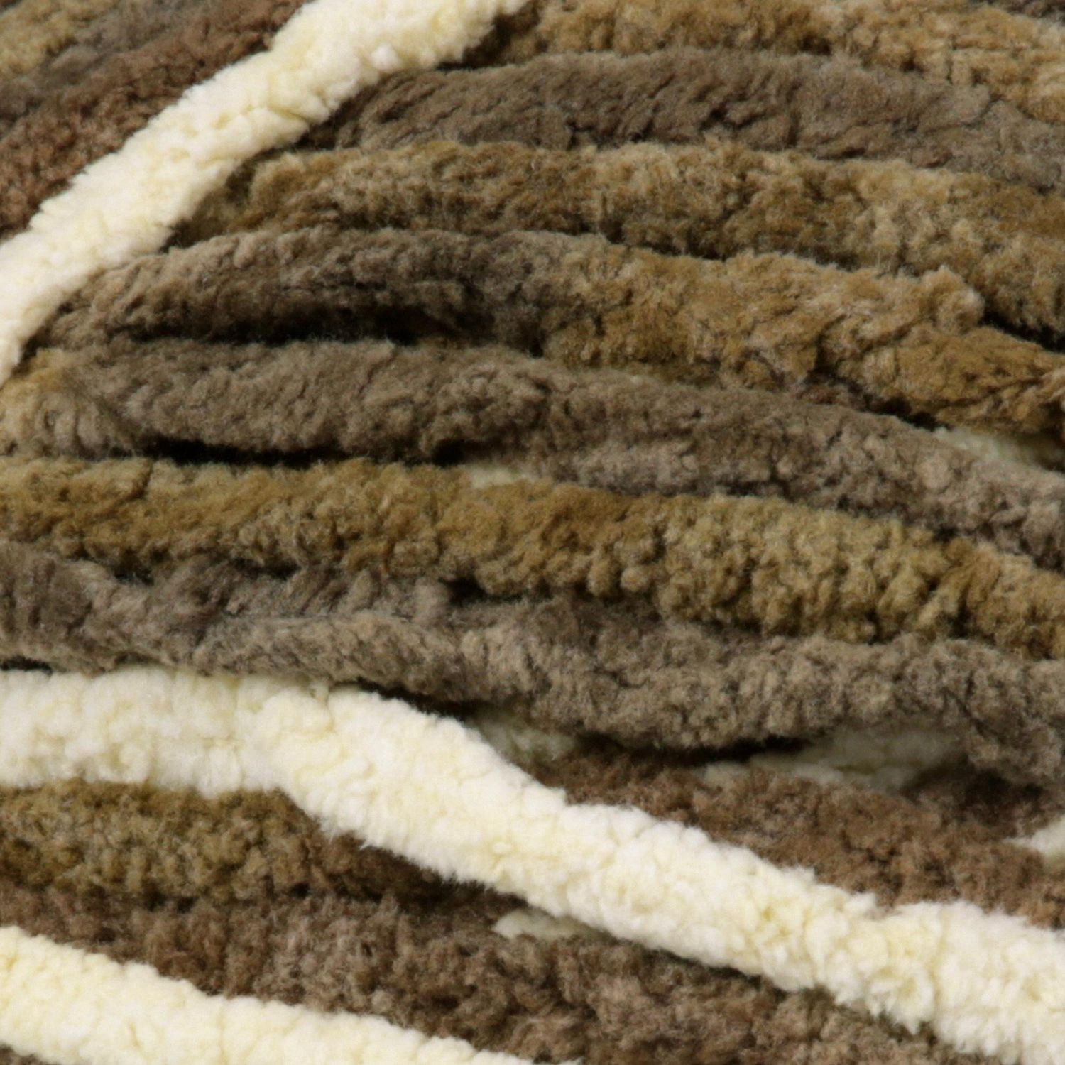 Bernat® Blanket™ #6 Super Bulky Polyester Yarn, Gathering Moss 10.5oz/300g, 220 Yards