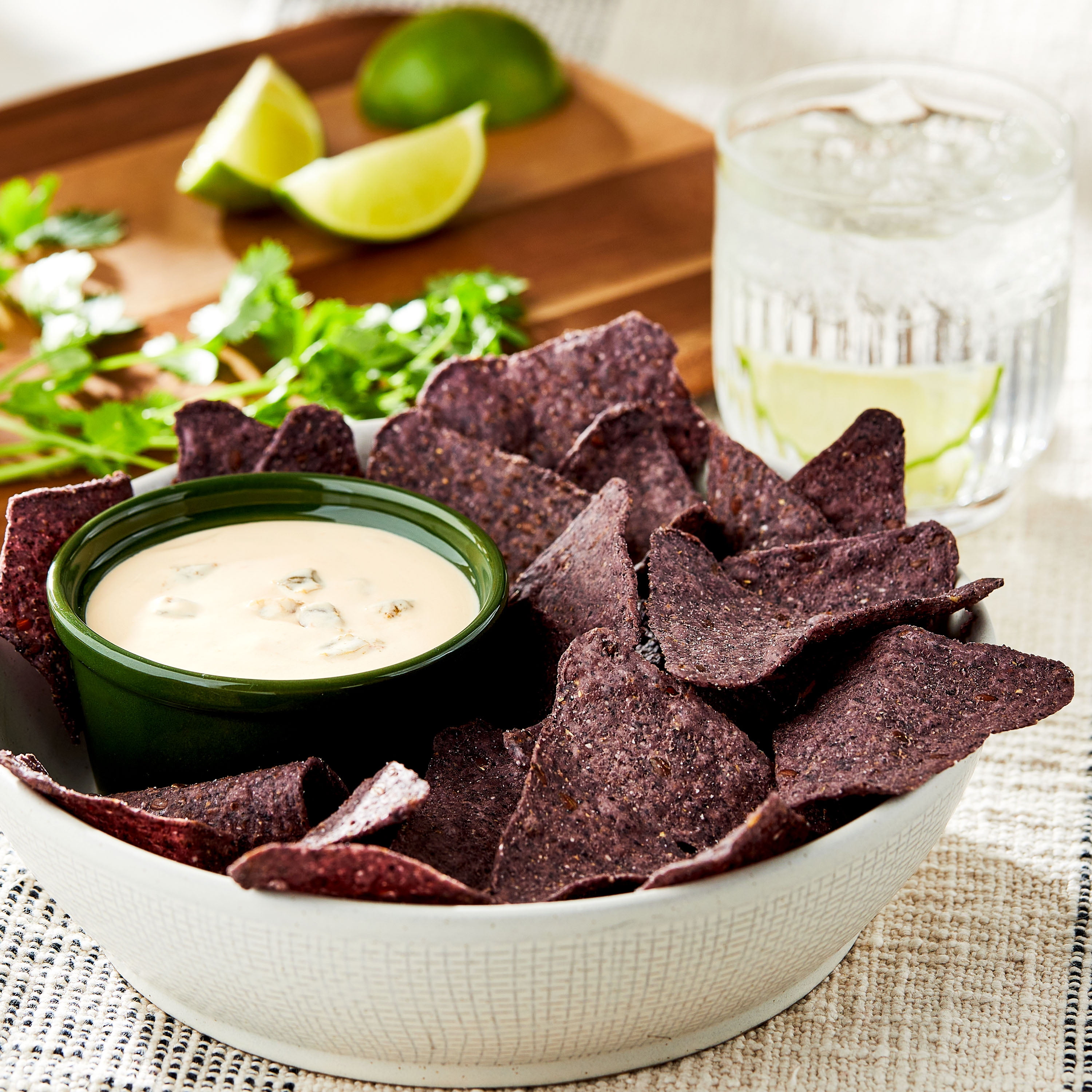 Great Value Queso Blanco Cheese Dip, Gluten-Free,  Ready-to-eat, 15 oz