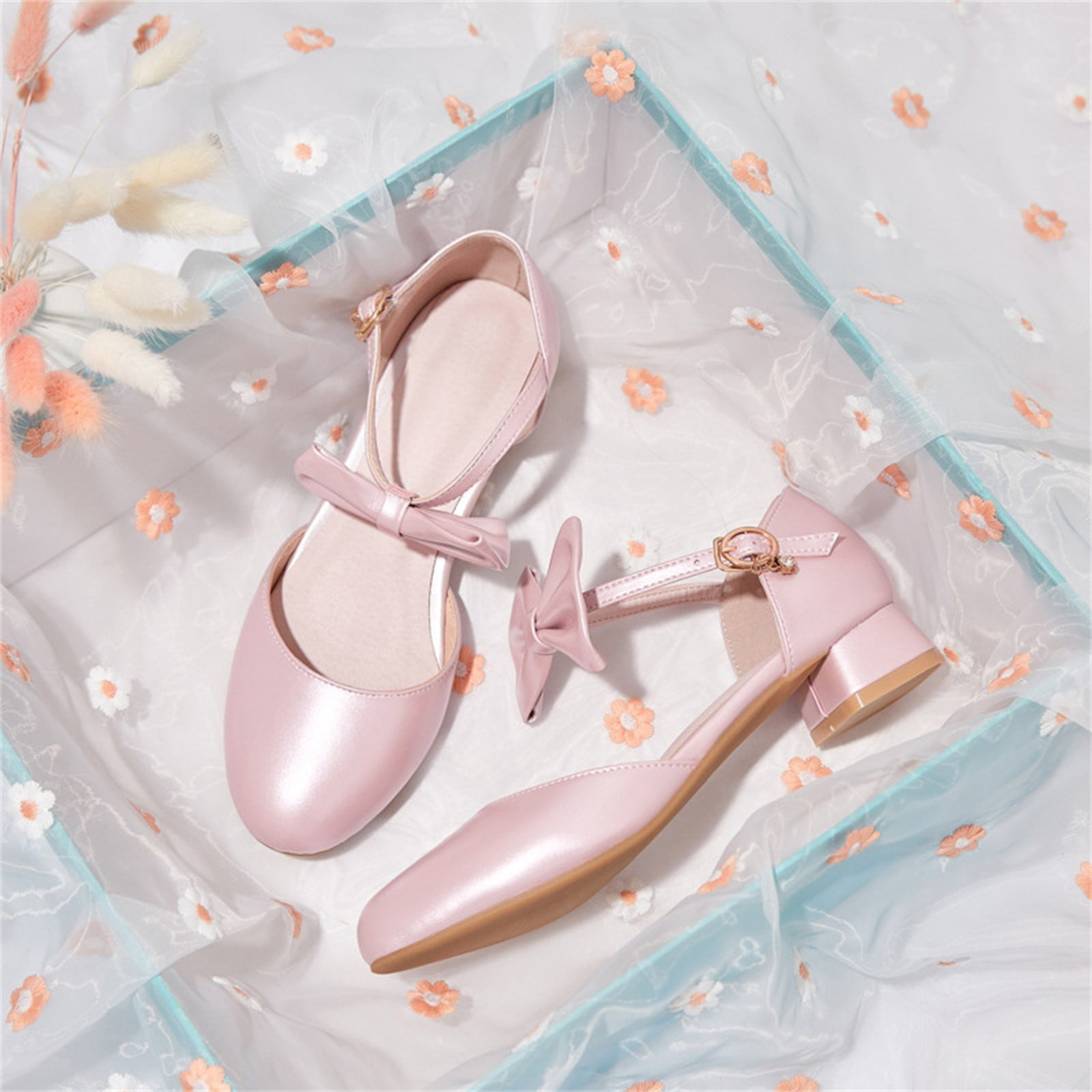 Girly flats outlet