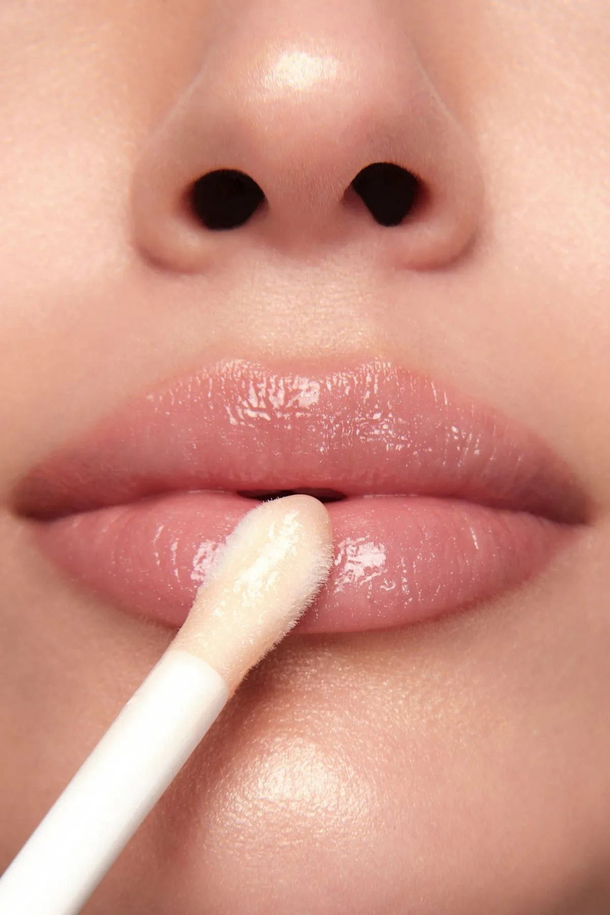 Pastel Plump Up Extra Hydrating Gloss - 201 Royal