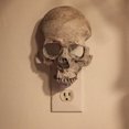 thumbnail image 2 of Lámpara Calavera Lámpara Calavera Decoración de calavera gótica de Halloween Luz de calavera realista de pared enchufable para fiesta de club, 2 of 9