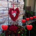 thumbnail image 5 of Paquete de 6 luces solares de corazón rojo para el día de San Valentín, decoración en forma de corazón impermeable para exteriores para jardín, camino, parterre, cementerio, porche, camino de entrada,, 5 of 5