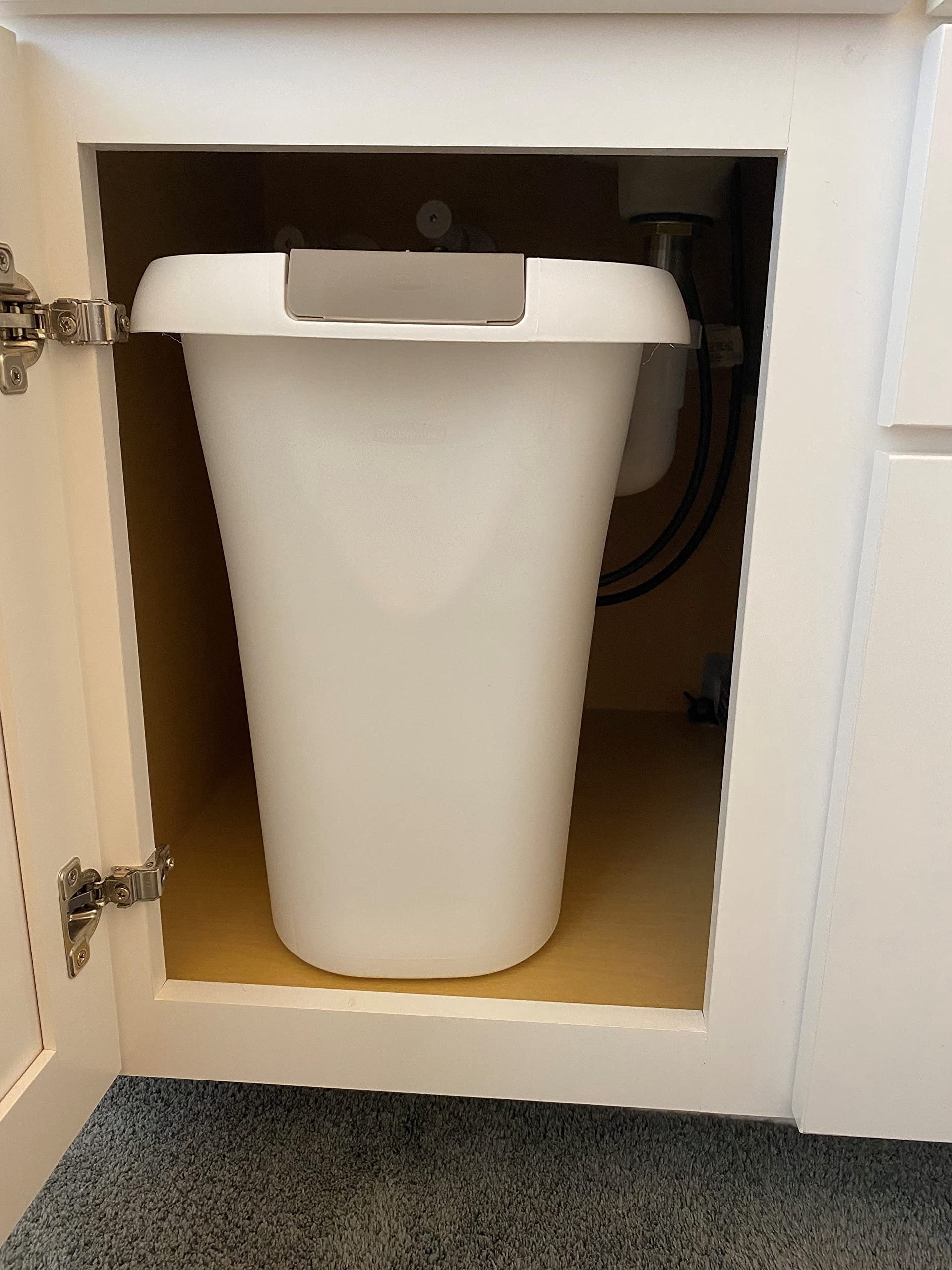 Rubbermaid Open Top White ,Plastic, Waste Basket, 5.3 Gallon Trash Can, for Kitchen Home Office Use