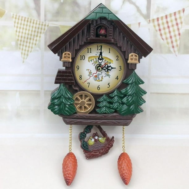 Horloge à coucou en bois fabriquée à la main en forme d'aigle antique Horloge à coucou en bois fabriquée à la main en forme d'aigle antique