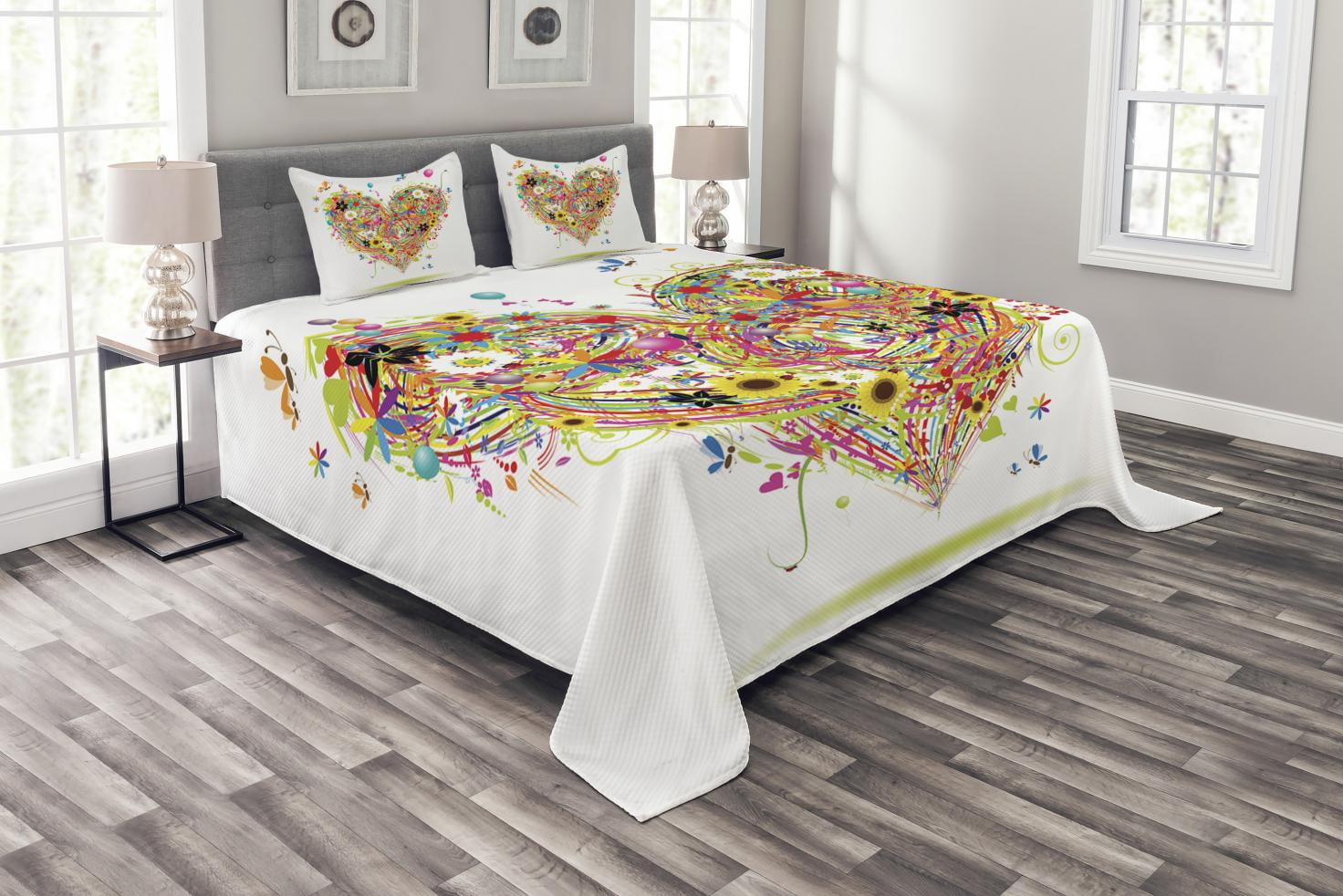 Heart Bedspread Set King Size, Romantic Arrangement with Colorful ...