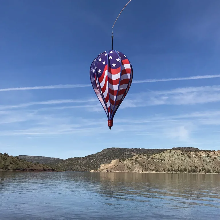 In the Breeze 0990 — USA Flag Hot Air Balloon Wind Spinner