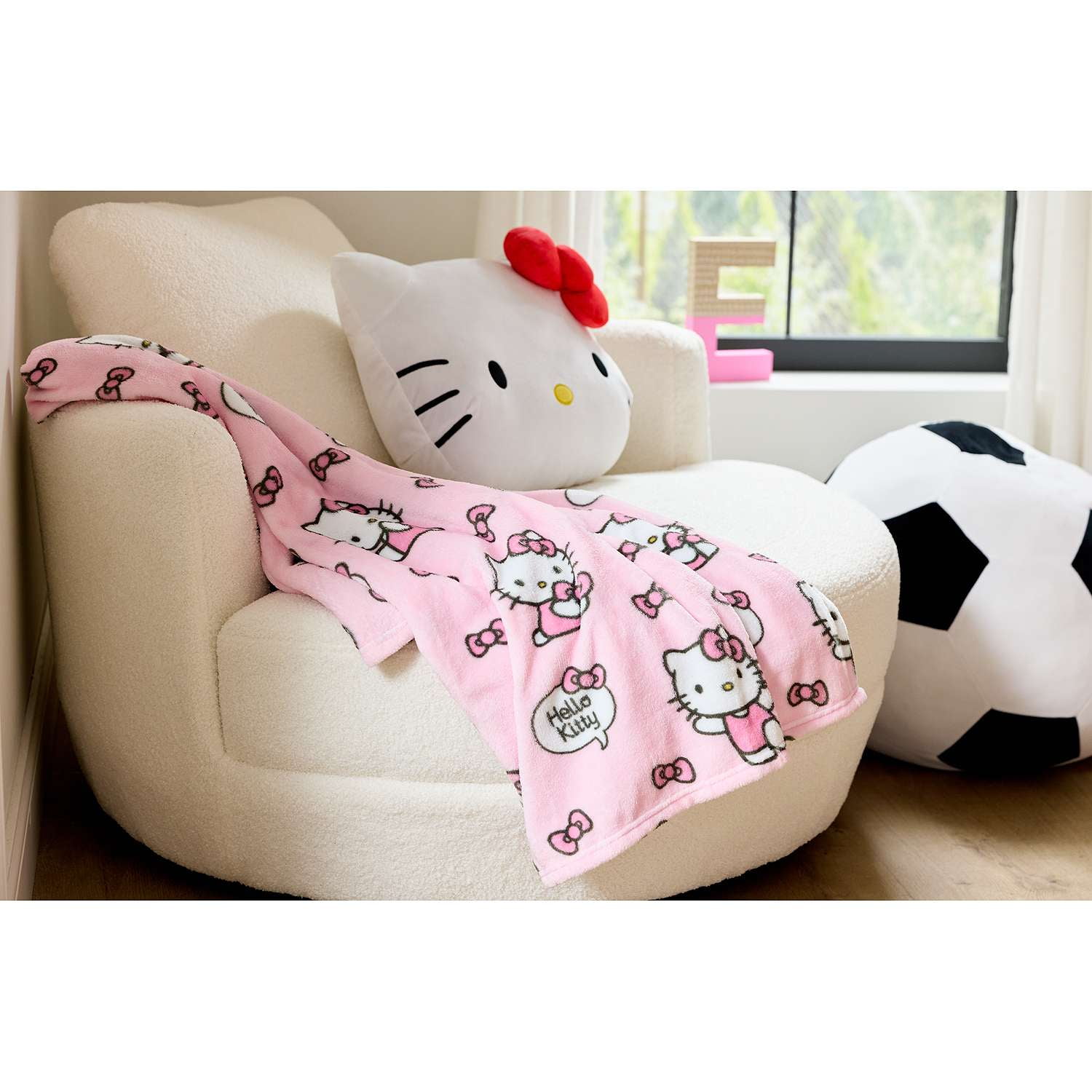 Hello Kitty Let's Bow Pink Silk Touch Throw Blanket