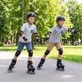 thumbnail image 4 of Gymax Patins à Roulettes pour Enfants 4 Tailles Réglables Patins Quad avec Roues Lumineuses pour 7-9 Ans Noir, 4 of 10