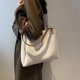 thumbnail image 5 of Nueva moda Otoño e invierno bolso de mensajero de banda ancha bolso de mano portátil de un solo hombro de cuero de PU, negro, 5 of 5