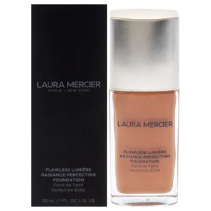 Laura Mercier - Base Perfecta Para Perfeccionar El Resplandor Lumiere - 5N1 Pecan De Para Mujeres - Base De 1 Oz