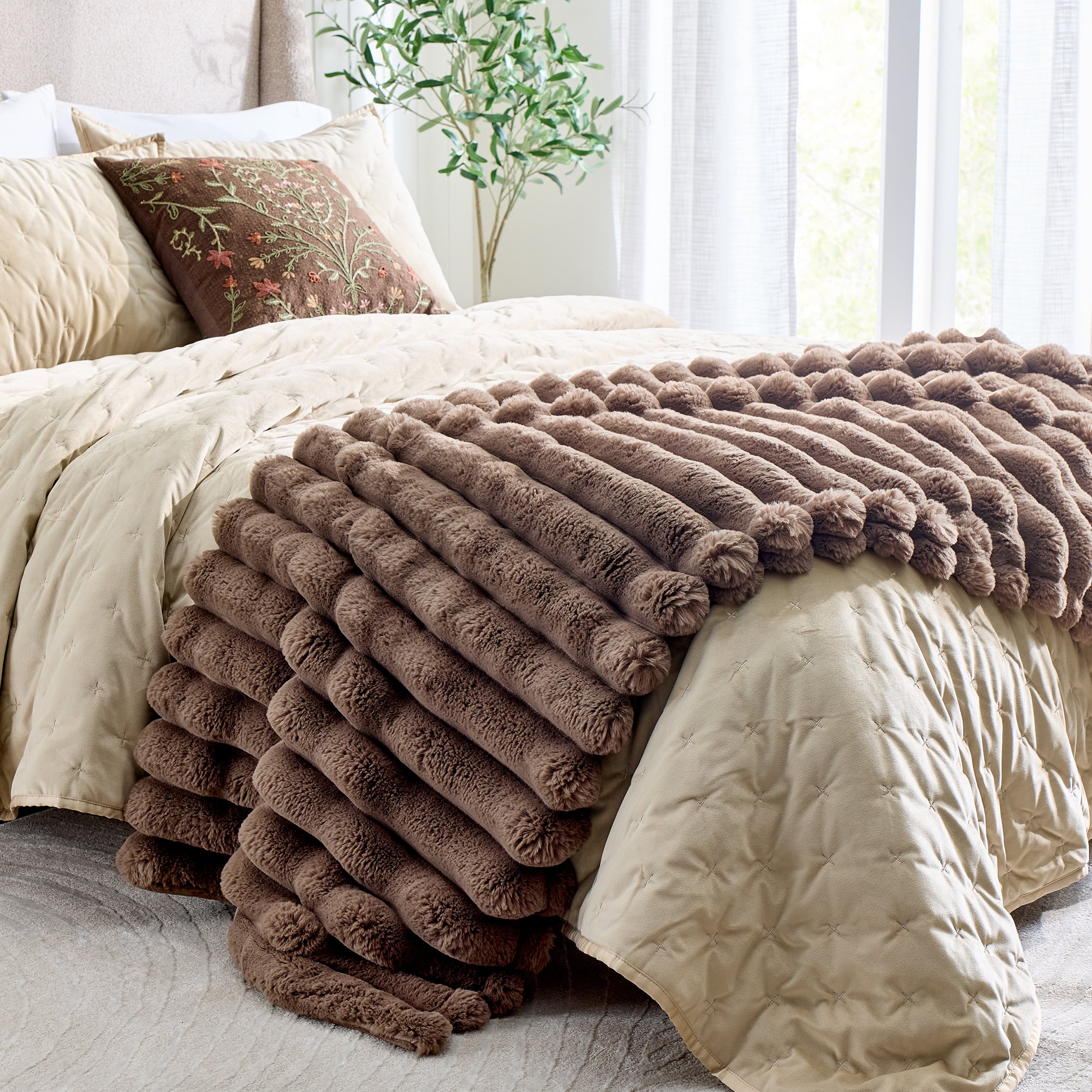 Better Homes & Gardens Brown Basket Exaggerated Channel Faux Fur Oversized Throw, 50 in x 72 in