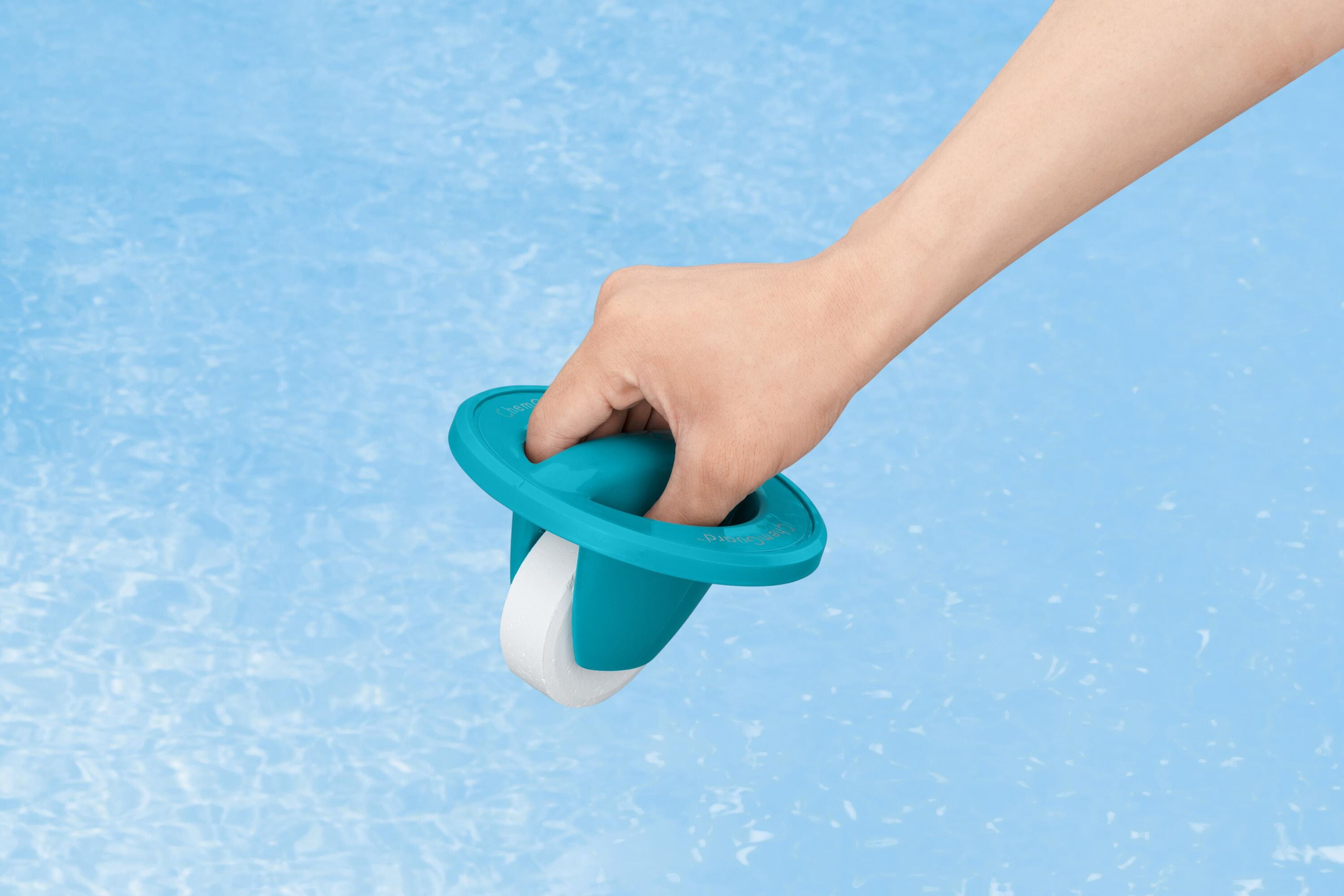Bluescape Collapsible Chemical Floater with ChemGuard Protective Glove