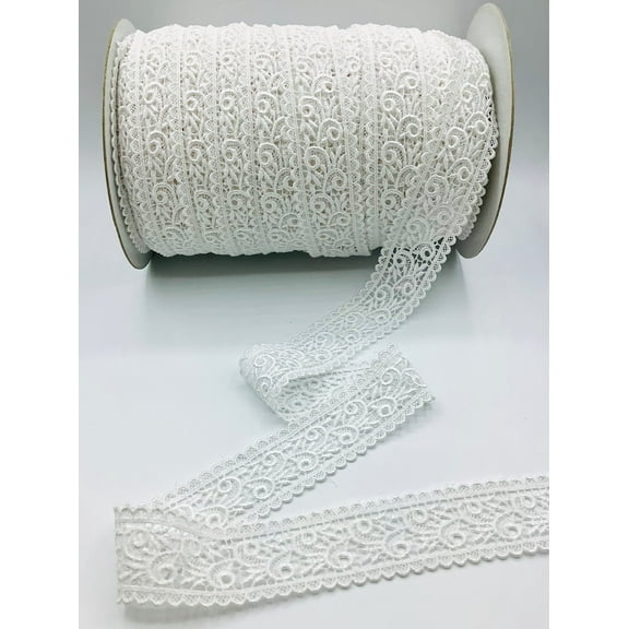 White 1-1/2" Venice Lace Gallon