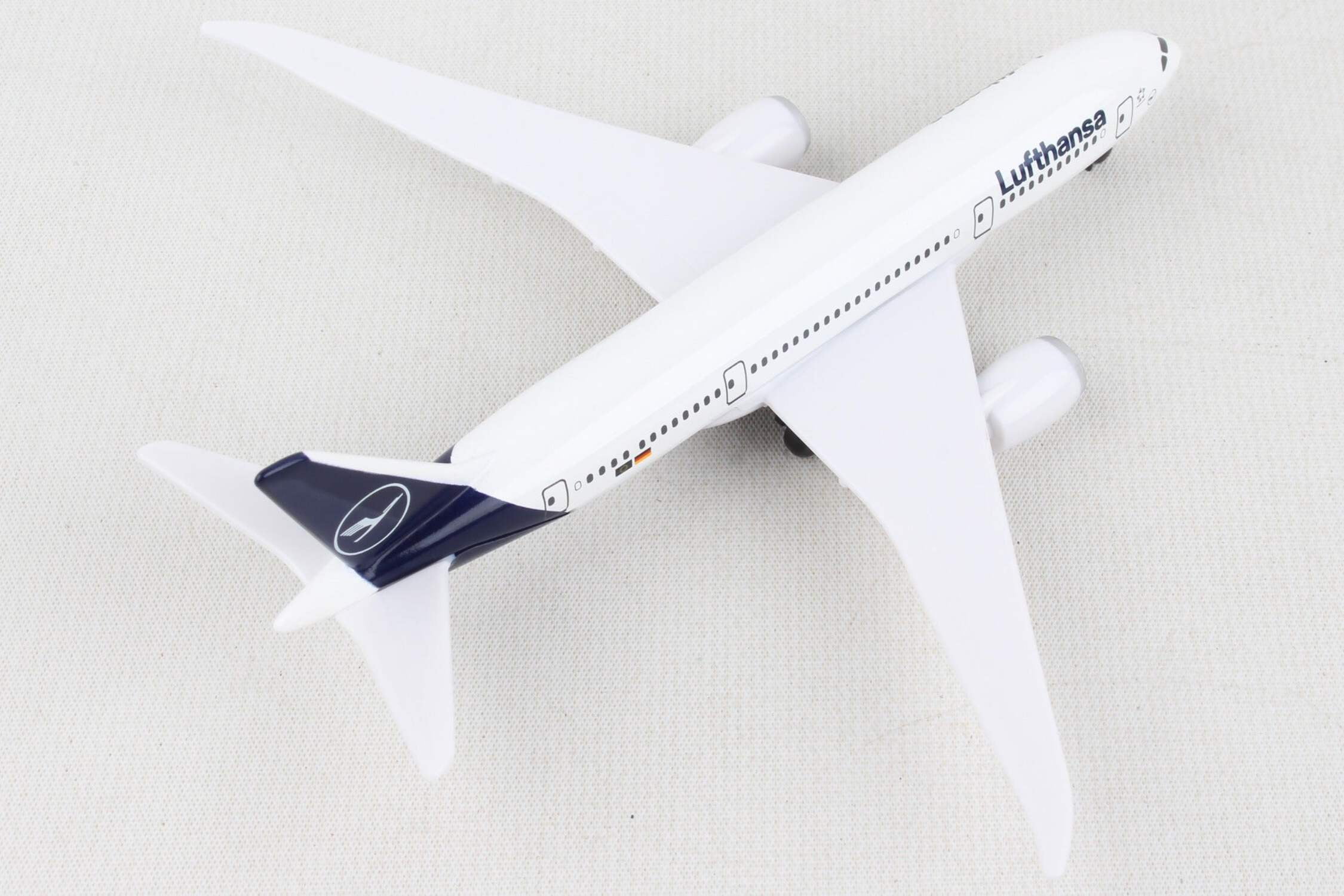 Realtoy RT4136 Lufthansa 787 Single Plane - Walmart.com
