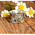 thumbnail image 3 of Womens Rotating Ring Silver Daisy Floral Design Alloy Electroplated Finish Adjustable for Sizes 7 8 9 10 and 11 Fashion Jewelry, 3 of 3