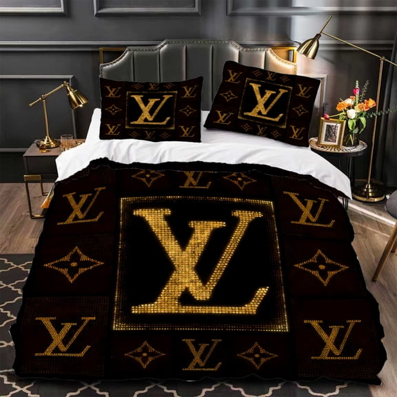 Luxurious 3-Piece Black and Gold Duvet Cover Set with Iconic Modern Design Elegant Bedding for Stylish Bedrooms