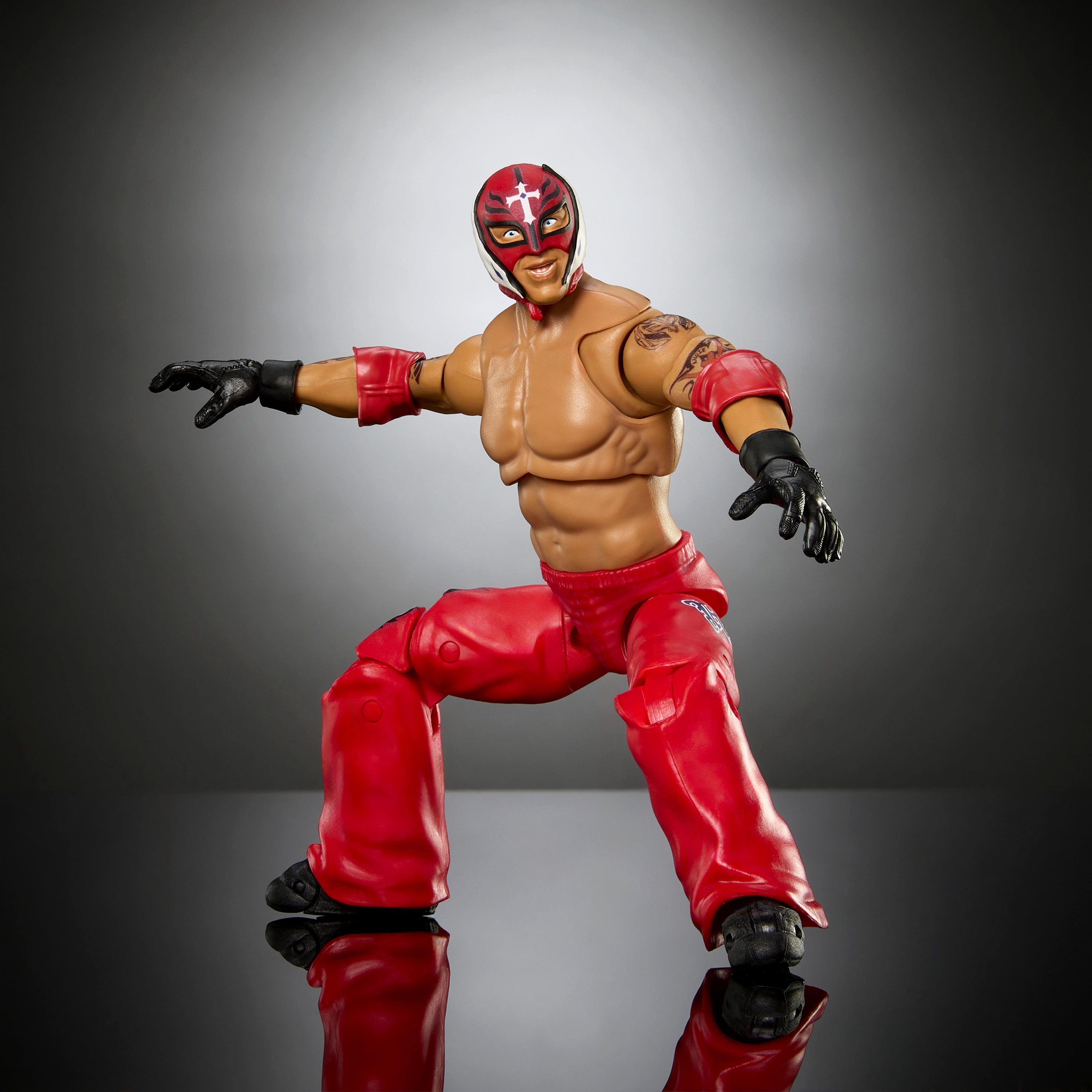 Mattel Collectible - WWE Ultimate Edition 6" Fan Takeover Rey Mysterio Action Figure