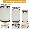 thumbnail image 3 of Tablas de cortar para cocina, juego de 3 tablas de cortar de plástico con pies antideslizantes, ranuras para jugos, asas de fácil agarre, sin BPA, no porosas, aptas para lavavajillas, múltiples, 3 of 4