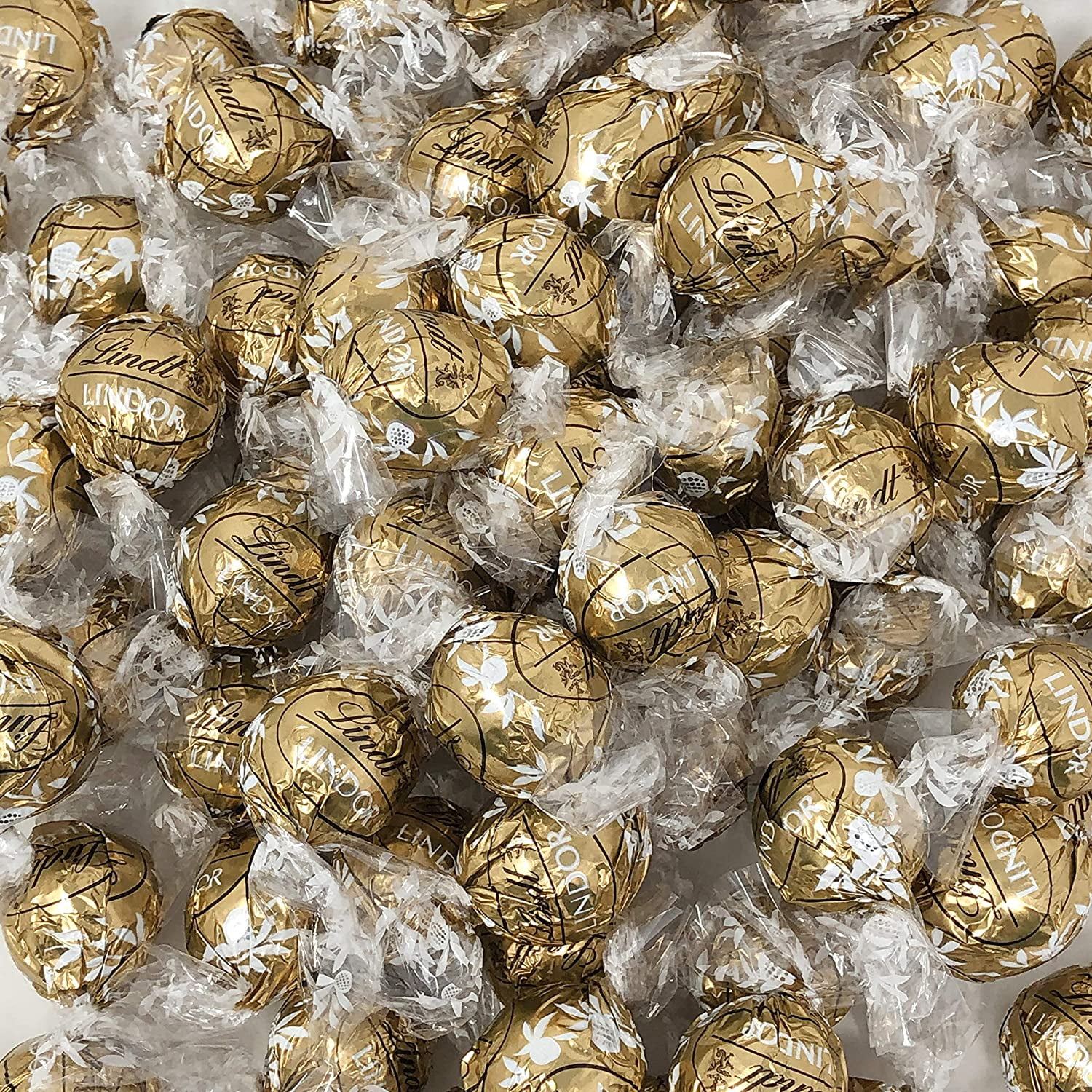 Lindt Lindor Fudge Swirl Truffles, Irresistibly Smooth, 4 Pounds