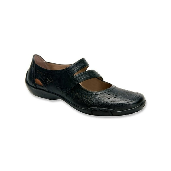 Ros Hommerson Womens Chelsea Leather Round Toe Slide Flats
