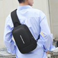 thumbnail image 2 of Negro * Bolso bandolera antirrobo, mochila de pecho con carga, mochila de hombro para hombres y mujeres, 2 of 5