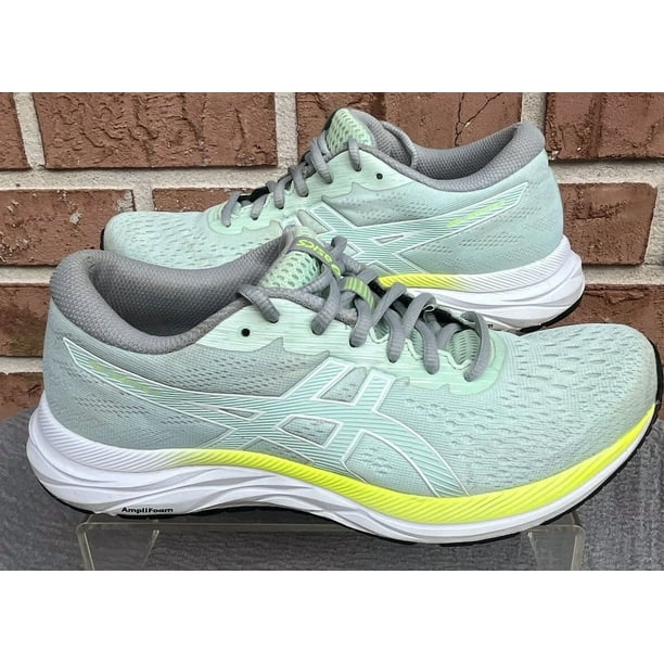 Women's Asics gel Excite 7 Light Green Athletic Sneaker Size 8.5