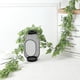 thumbnail image 2 of Corona artificial grande, corona de bienvenida para puerta de entrada, corona verde de granja con flores transpirables, adecuada para fiestas, decoraciones de boda Sincero Electrónica, 2 of 5