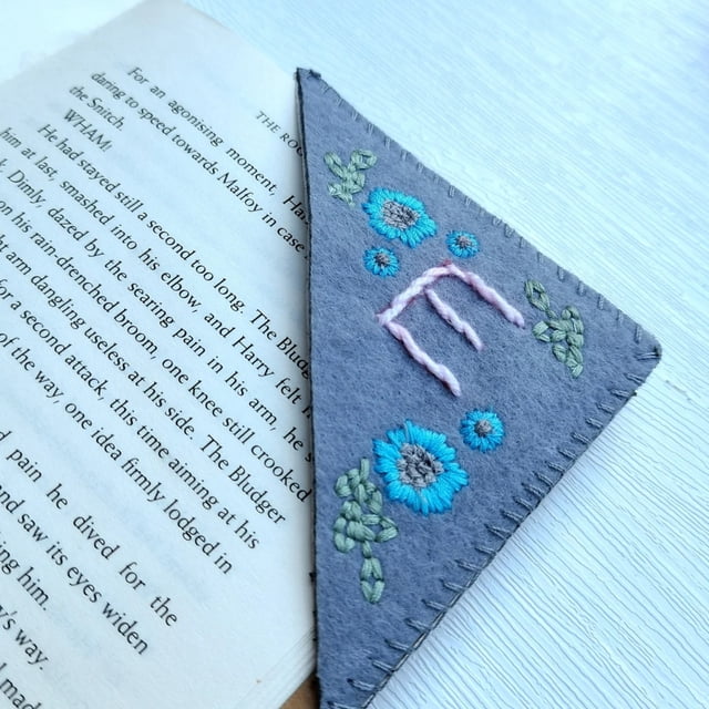 SSZMDLB 3Pcs Chinese Style Embroidery Bookmark, Hand Embroidered Bookmark, Personalized Reading Accessory, Traditional Craft Bookmark, Fabric Bookmark, Handmade Bookmark, Decorative Bookmark